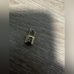 ✨Cute Louis Vuitton Gold-Tone LV Lock Pendent✨